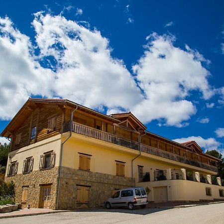 Aras Rural Guest House Aras De Los Olmos Exterior photo