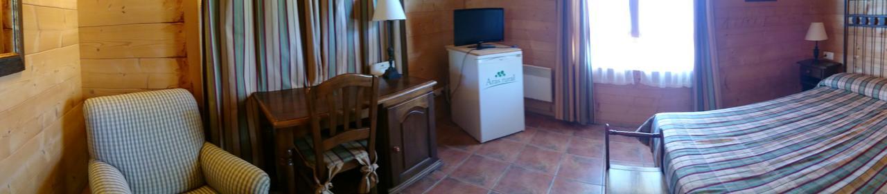 Aras Rural Guest House Aras De Los Olmos Exterior photo